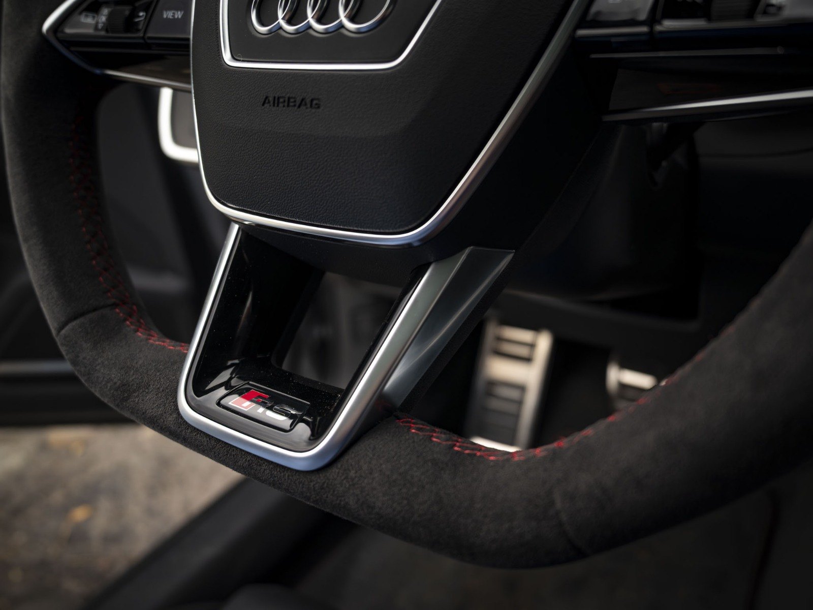 Audi RS6 Avant Performance 8