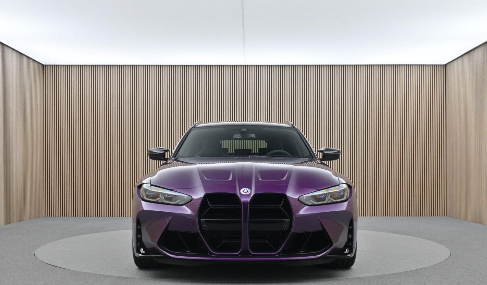 BMW M3 COMPETITION 3