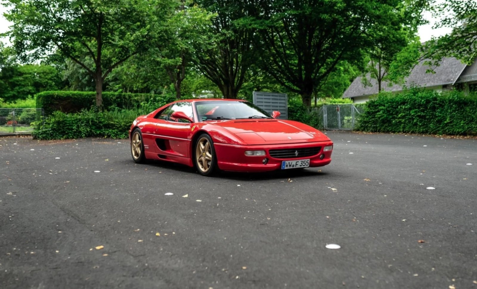 Ferrari F355 Berlinetta 2