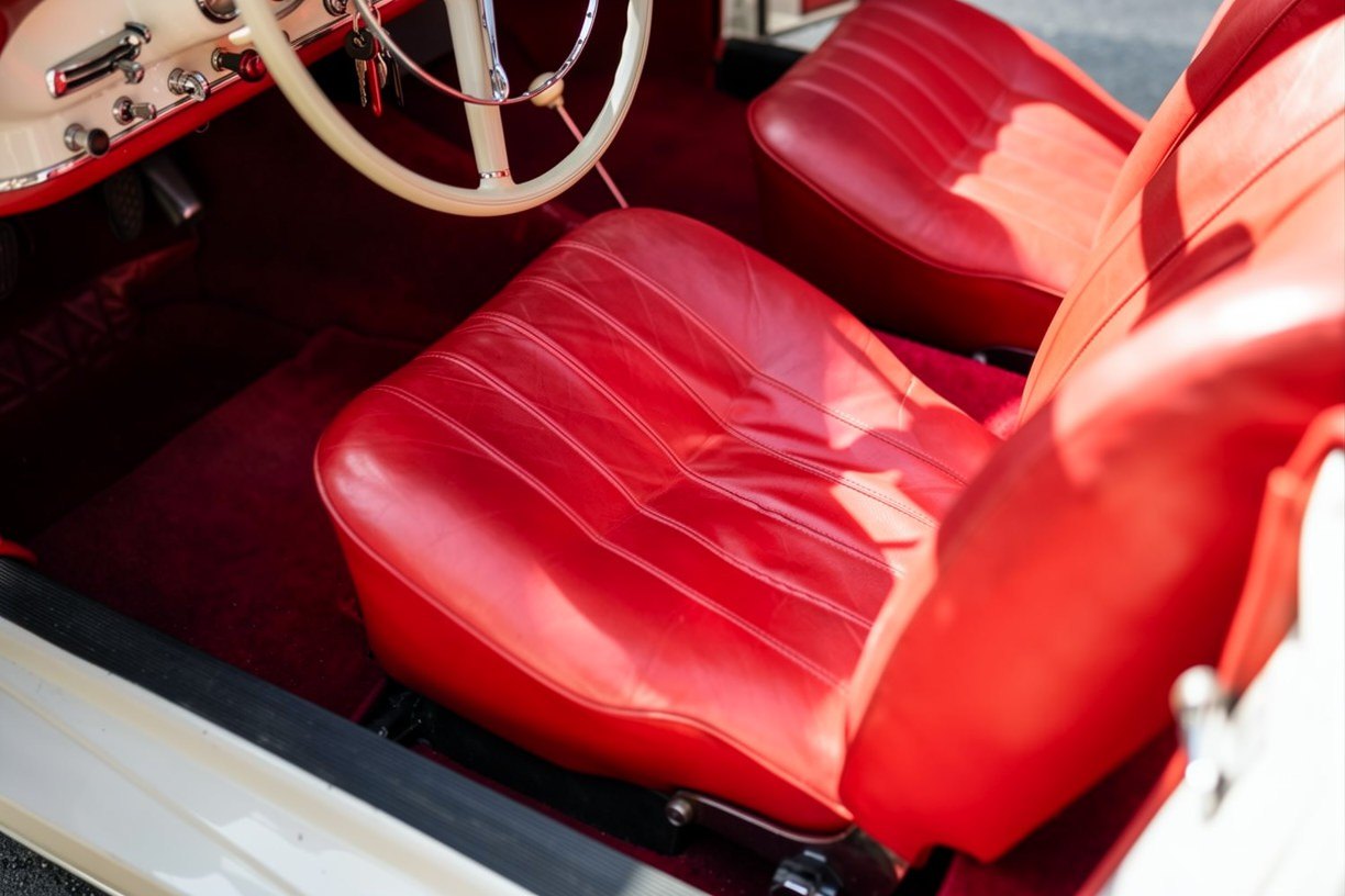 Mercedes Benz 190 SL 8