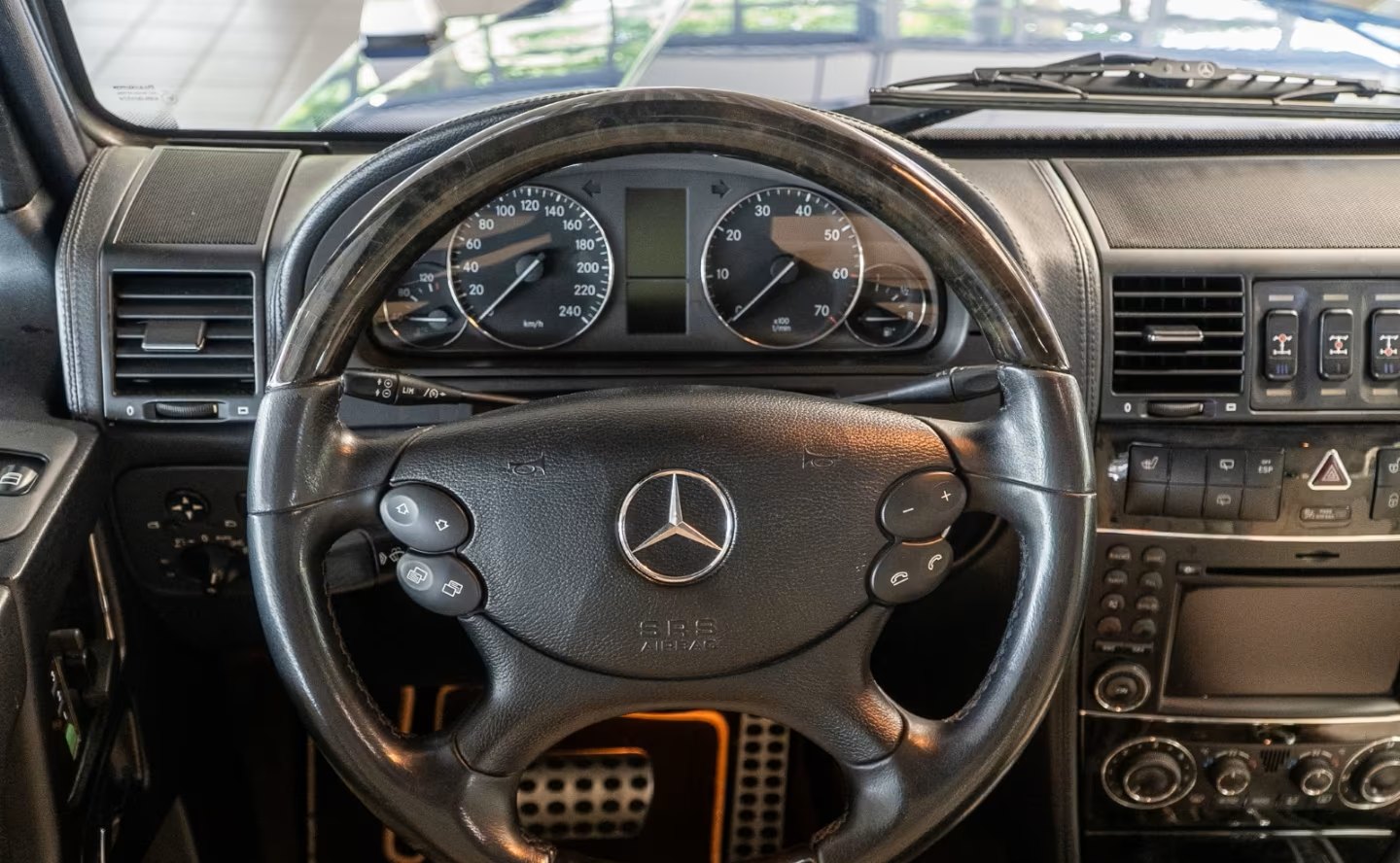 Mercedes-Benz G 500 8