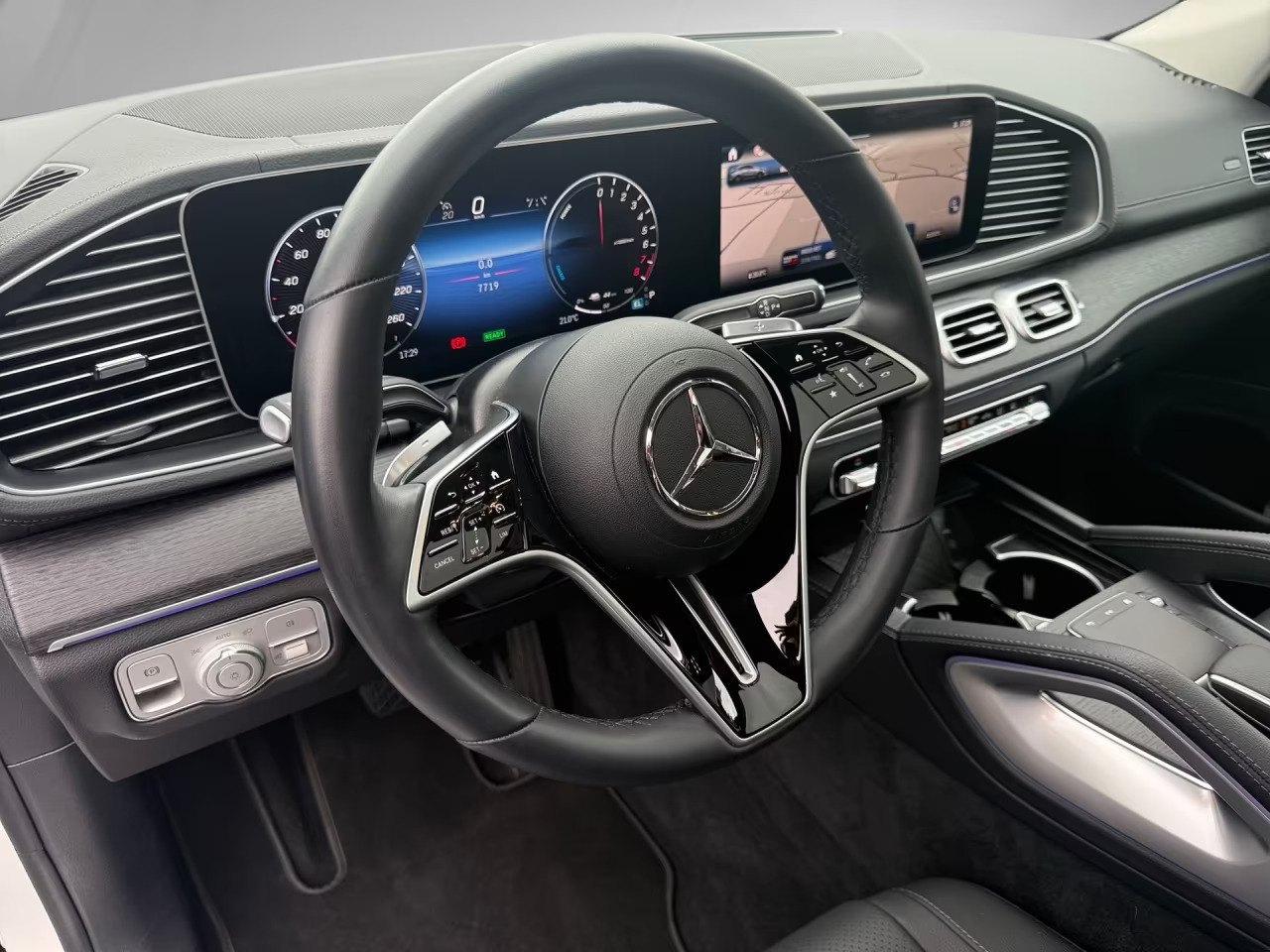 Mercedes-Benz GLE 400 e 4M Coupé 8