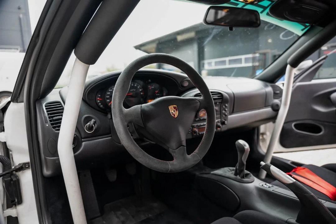 Porsche 911 996 GT3 RS 9