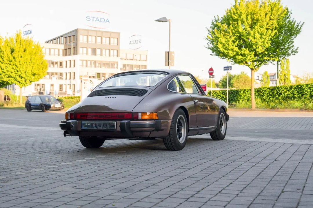 Porsche 911S 4