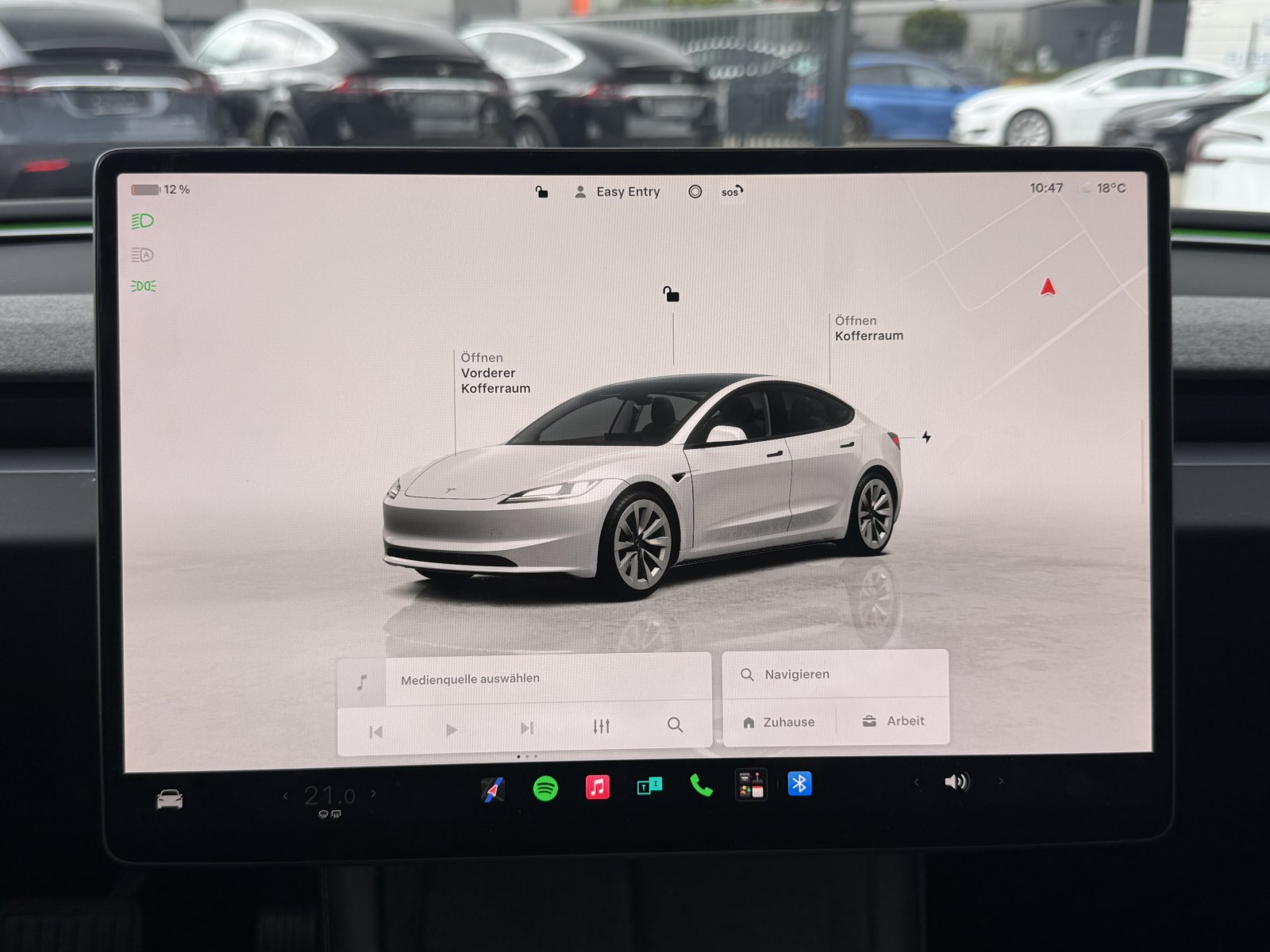 Tesla Model 3 8